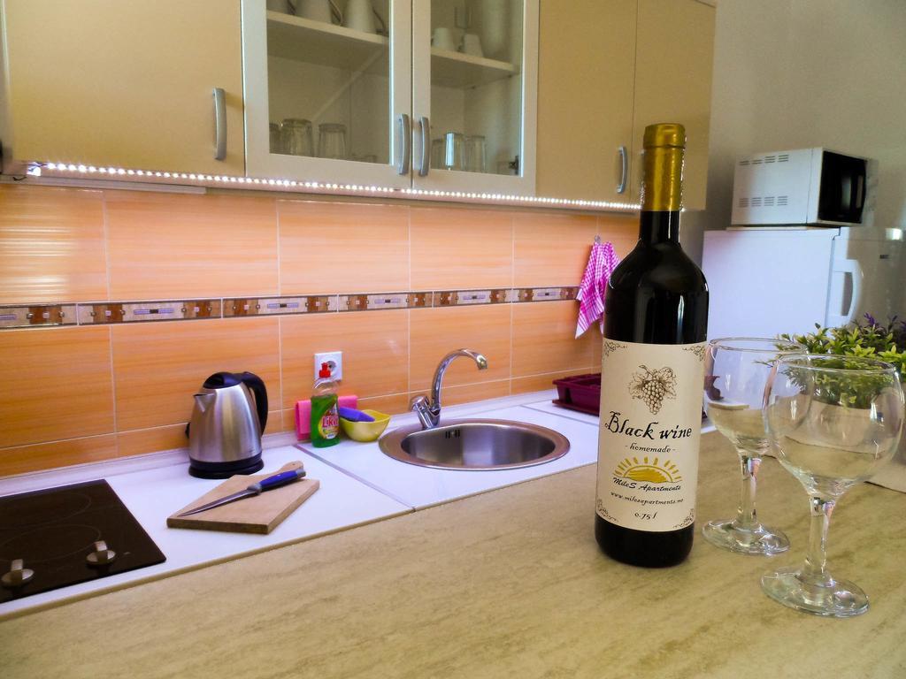 Apartments Miles Utjeha Εξωτερικό φωτογραφία